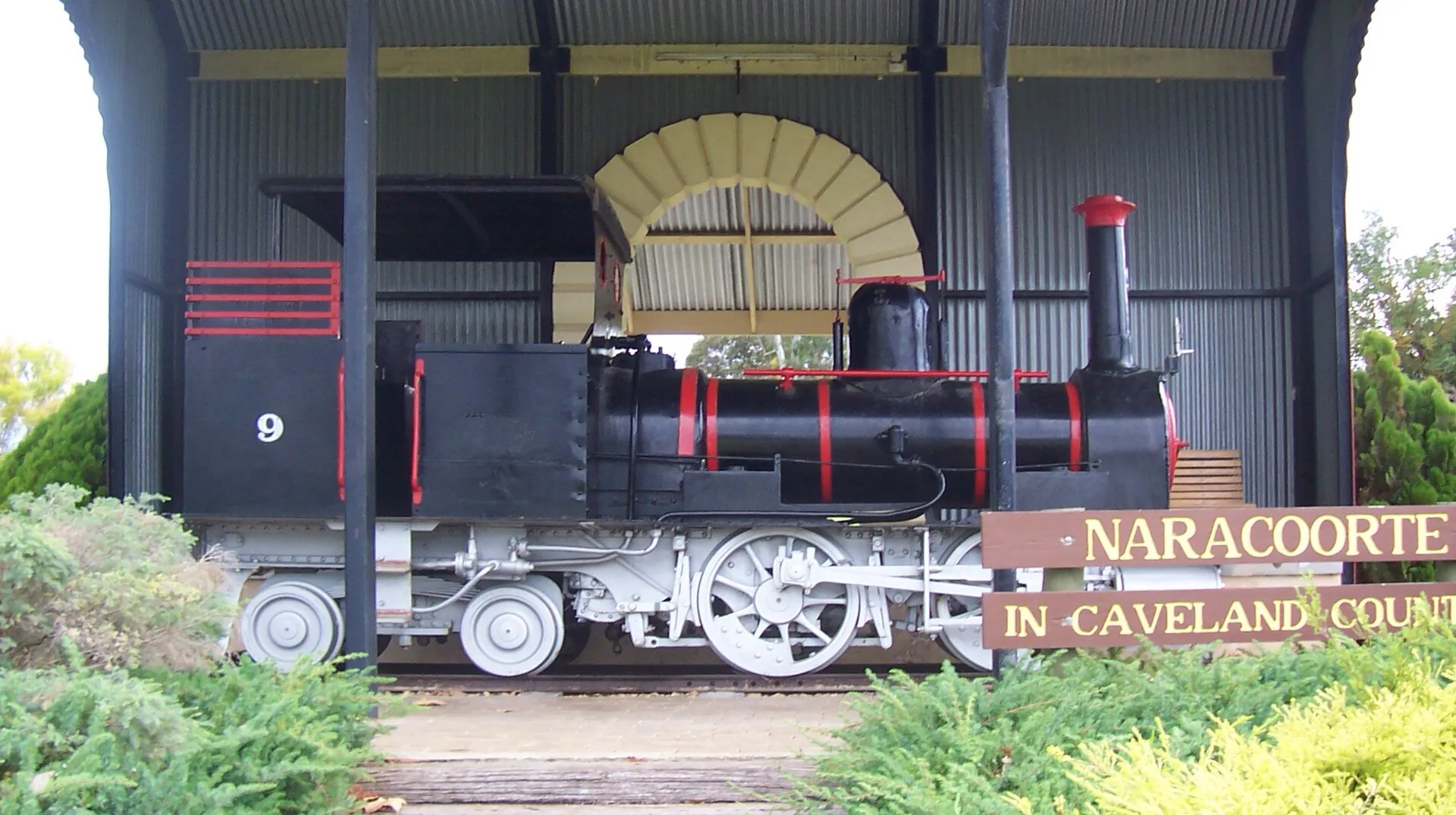 South Australian Railways V class 1067 mm (3 ft 6 in) narrow-gauge locomotive no. 9 displayed in Naracoorte, South Australia . Built by Beyer, Peacock and Company of Manchester, E…