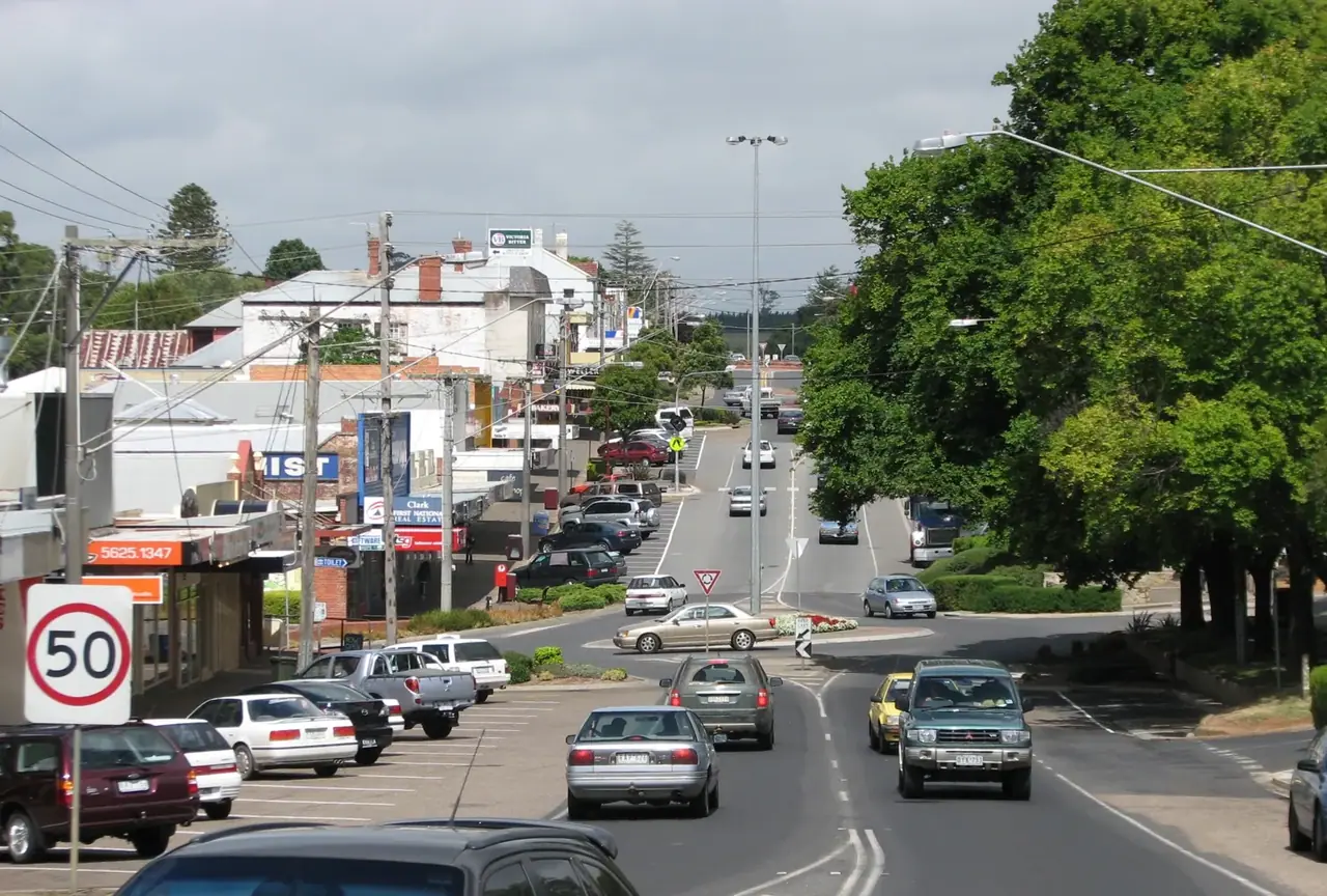 Main Street, Drouin, Victoria, Australia