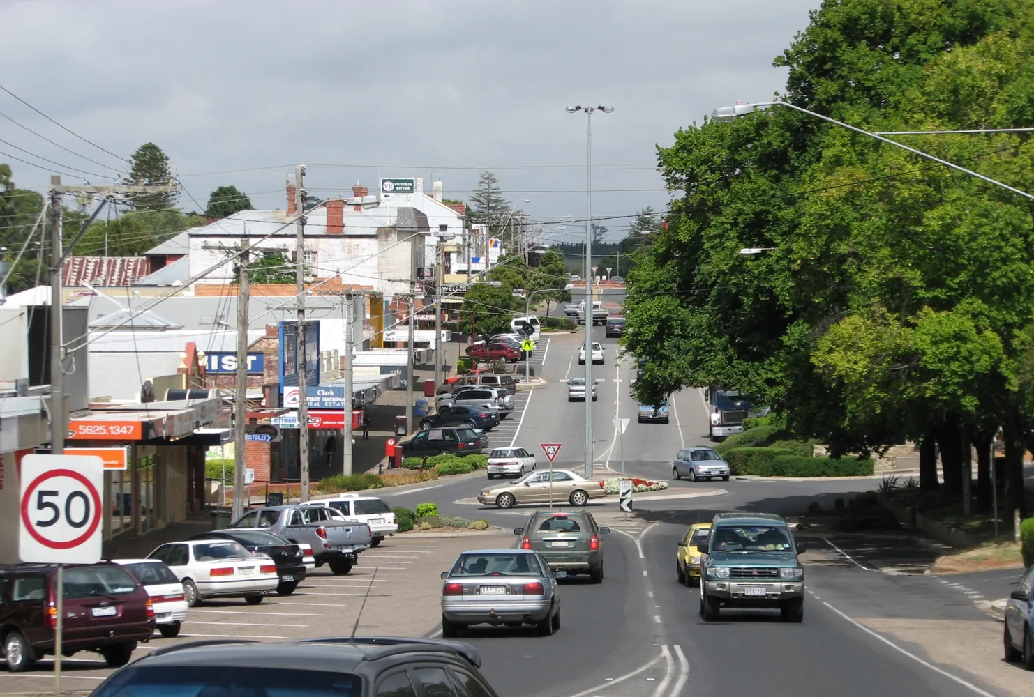 Main Street, Drouin, Victoria, Australia