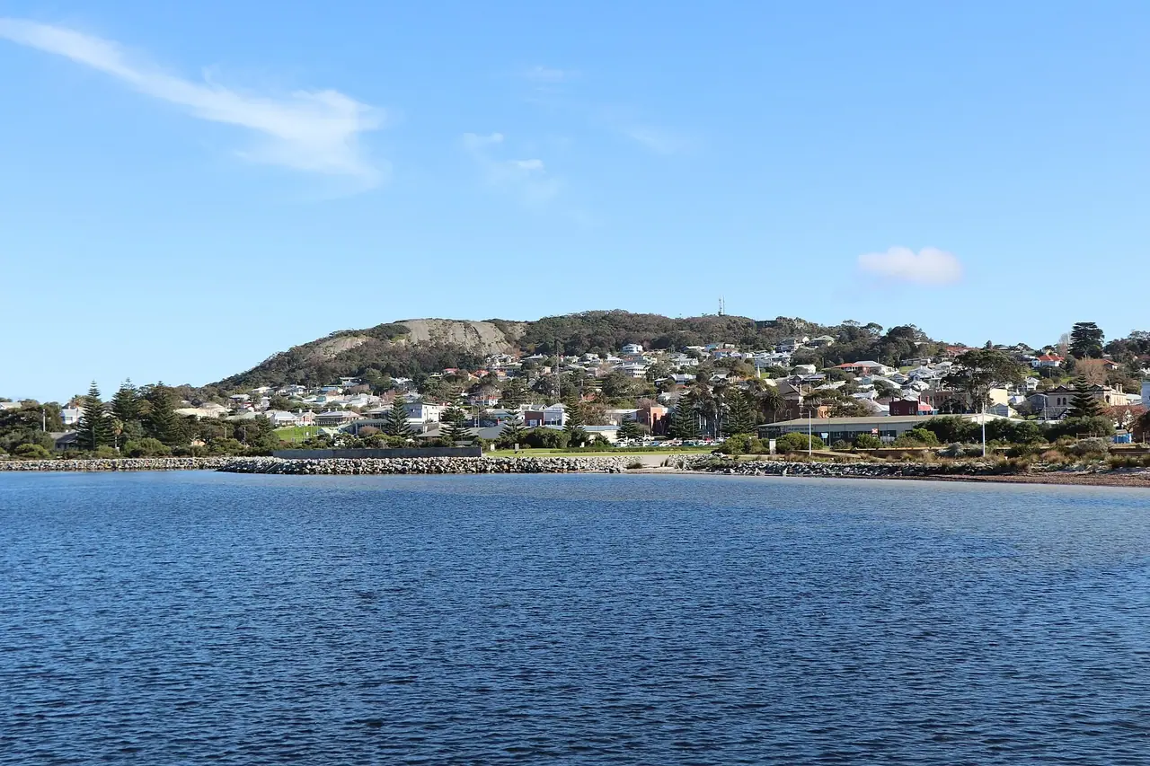 Consul General Gainer visits Albany, WA August 2020